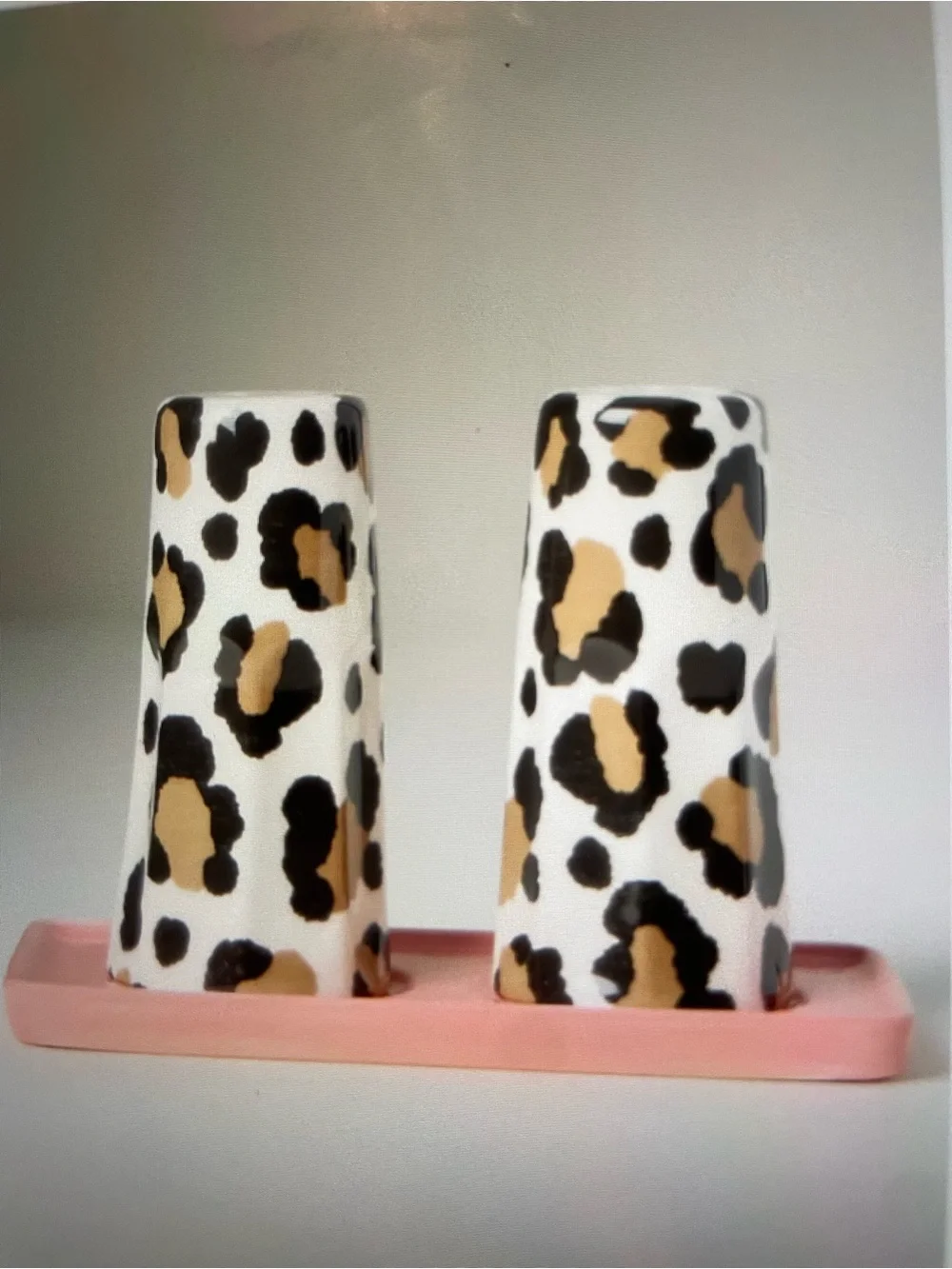 ❤️ ANTHROPOLOGIE Chintzware Leopard Stoneware Salt & Pepper NEW